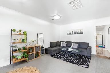 House For Sale - VIC - North Bendigo - 3550 - Superb Opportunity in a Sought-After Location!  (Image 2)
