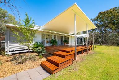 House For Sale - NSW - Hillston - 2675 - " Bouyaree " Contemporary Acreage Offering Riverfront Privacy  (Image 2)