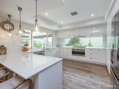 House For Sale - WA - Heathridge - 6027 - SECOND CHANCE... It's your lucky day, we are back on the market!  (Image 2)