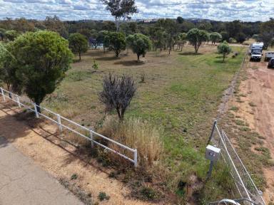 Residential Block For Sale - WA - Beverley - 6304 - Country Charm and Space – 3,133m² Block with Services Available  (Image 2)