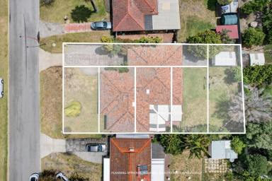 House For Sale - WA - Wilson - 6107 - Outstanding Development Opportunity Opposite Parklands (Image 2)