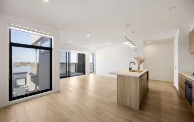 Townhouse For Sale - VIC - Sunshine North - 3020 - Contemporary family home with city views  (Image 2)