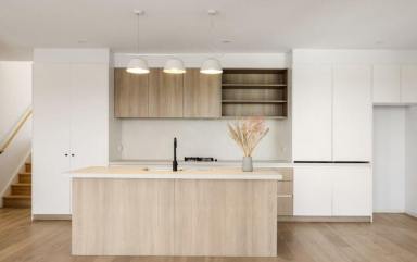Townhouse For Sale - VIC - Sunshine North - 3020 - Contemporary family home with city views  (Image 2)