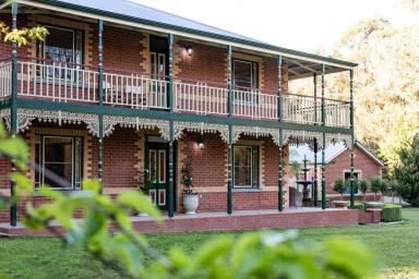 House For Sale - VIC - Strathfieldsaye - 3551 - Acreage Elegance with Contemporary Style  (Image 2)