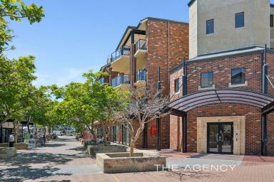 Apartment For Sale - WA - Mandurah - 6210 - Coastal Charm in Mandurah Awaits You  (Image 2)