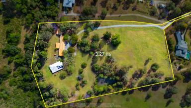 House For Sale - QLD - Samford Valley - 4520 - Rare Find! 8 Acre Country Retreat with Gorgeous Mountain Views  (Image 2)