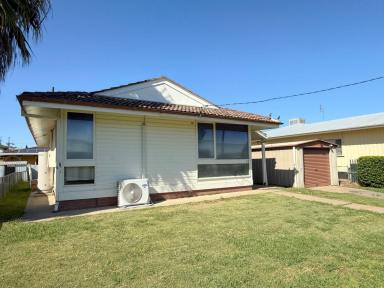 House For Sale - NSW - Moree - 2400 - BIG HOME SMALL PRICE  (Image 2)