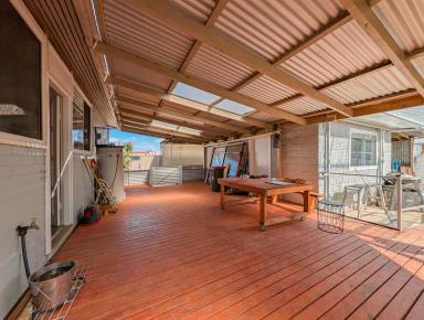 House For Sale - VIC - Kerang - 3579 - Stylish 3-Bedroom BV Home + Bungalow
Tastefully renovated and ideally located just a short walk to shops. (Image 2)