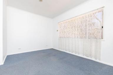 House For Sale - VIC - Merbein - 3505 - Wonderful Opportunity  (Image 2)