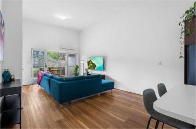 Apartment For Lease - QLD - Norman Park - 4170 - Heart of Norman Park  (Image 2)