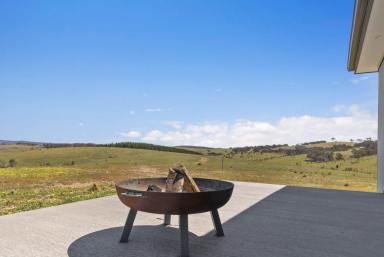 Lifestyle Auction - NSW - Yass River - 2582 - Move-In Ready Home with Exciting Subdivision Opportunity  (Image 2)