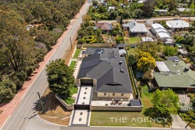 House For Sale - WA - Chidlow - 6556 - There Can Only Be One - Mind Blowing!  (Image 2)