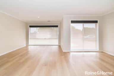 House For Lease - NSW - Lake Albert - 2650 - COMFORT IN LAKE ALBERT  (Image 2)