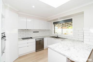 House For Lease - NSW - Lake Albert - 2650 - COMFORT IN LAKE ALBERT  (Image 2)