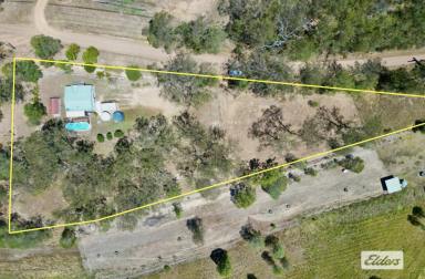 House For Sale - QLD - Woondum - 4570 - Move In Ready Rural Lifestyle with 3 brm Home on Acreage!  (Image 2)