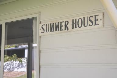 House For Sale - SA - Morgan - 5320 - COMING SOON - "SUMMER HOUSE" 8 Acre River Estate.  (Image 2)