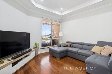 House For Sale - WA - Jane Brook - 6056 - "Stylish and Spacious Family Living"  (Image 2)