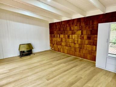 House Leased - VIC - Cranbourne North - 3977 - Four bedrooms-short walk to all amenities (Image 2)