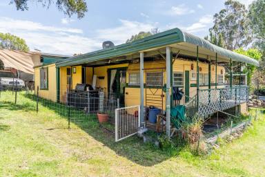 Unit For Sale - NSW - Mudgee - 2850 - PAUSE, BREATH, RELAX.  (Image 2)