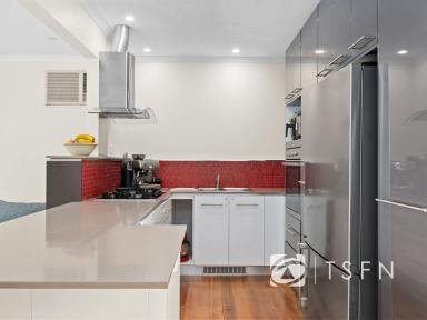 House For Sale - VIC - East Bendigo - 3550 - Low maintenance living – inside and out Affordable and adorable first home or investment  (Image 2)