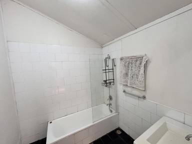 House Leased - NSW - South Grafton - 2460 - SUPER AFFORDABLE 3 BEDDER  (Image 2)