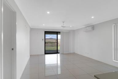 House Leased - QLD - Wyreema - 4352 - Country Living! (Image 2)