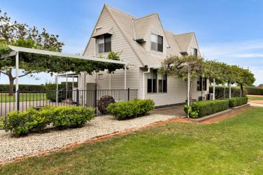 House For Sale - NSW - Buronga - 2739 - A lifestyle like no other!  (Image 2)