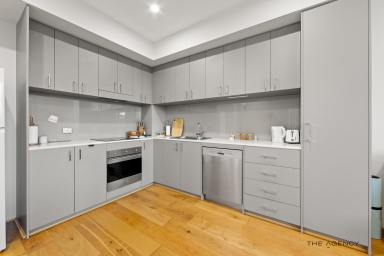 Apartment For Sale - WA - Lathlain - 6100 - Sleek City Fringe Living  (Image 2)