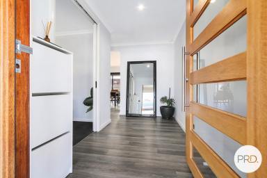 House For Lease - VIC - Baranduda - 3691 - STUNNING 4 BEDROOM HOME!  (Image 2)