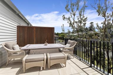House For Sale - NSW - Gerringong - 2534 - ~ Ideally located in The Middle of Town ~  (Image 2)