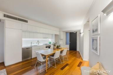 Apartment For Sale - WA - South Fremantle - 6162 - Enjoy Summer in the Best Location!  (Image 2)