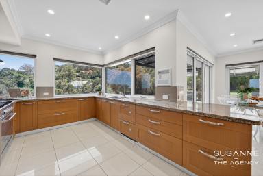 House For Sale - WA - Gooseberry Hill - 6076 - Grand Living, Stunning Views, Exceptional Lifestyle  (Image 2)