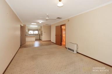 Unit For Sale - VIC - Horsham - 3400 - HOSPITAL AREA - UNIT (Image 2)