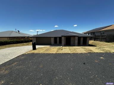 House For Lease - QLD - Kingaroy - 4610 - Near New 4 Bedroom Home with Elevated Views - Hospital Hill (Image 2)
