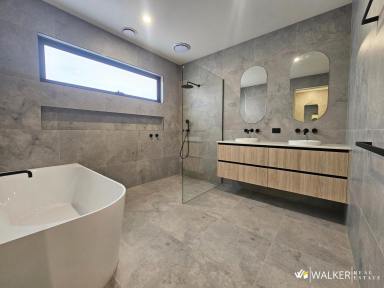 House For Sale - VIC - Kyabram - 3620 - Brand New! - Quality Tradesman Built  (Image 2)