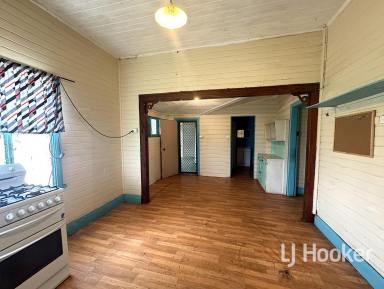 House For Sale - NSW - Ashford - 2361 - UNDER OFFER  (Image 2)