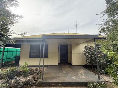 House Leased - VIC - Hamilton - 3300 - Updated Home Close to the Hamilton Hospital  (Image 2)