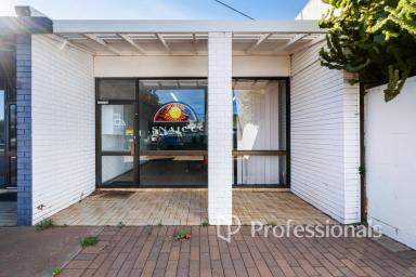 Office(s) For Sale - VIC - Mildura - 3500 - Commercial Investment Opportunity  (Image 2)