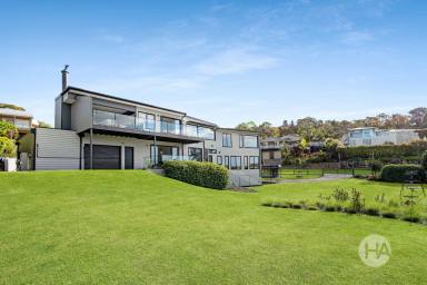 House For Sale - VIC - Dromana - 3936 - Distinguished Design With Incredible Bay Views  (Image 2)