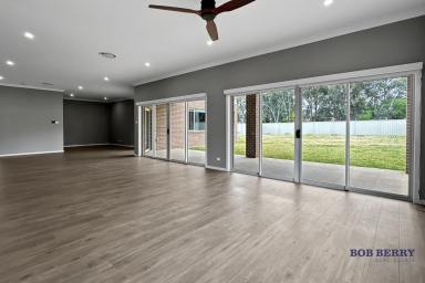 House For Lease - NSW - Dubbo - 2830 - Premium Four-Bedroom Family Home in a Convenient Location  (Image 2)