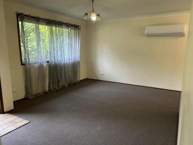 House For Lease - NSW - Tamworth - 2340 - Tidy Three Bedroom in Oxley Vale  (Image 2)