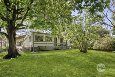 House For Sale - VIC - Merricks Beach - 3926 - Relaxed Coastal Living Just Moments From The Beach  (Image 2)