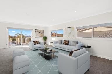 House For Sale - NSW - Mount Keira - 2500 - Prime Investment Opportunity - Dual Income -  House + Flat!  (Image 2)