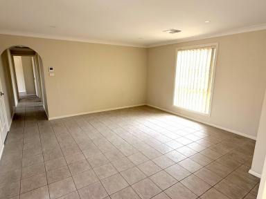 Townhouse Leased - NSW - Goulburn - 2580 - WELL PRESENTED - LOW MAINTENANCE  (Image 2)