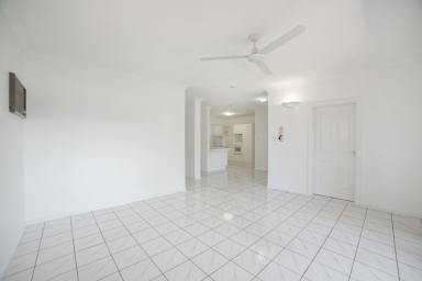 Unit For Lease - QLD - Parramatta Park - 4870 - Spacious ground floor unit close to CBD  (Image 2)