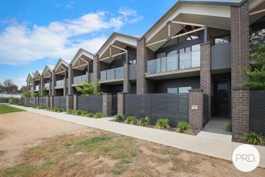 House For Sale - VIC - Baranduda - 3691 - LUXURY LIVING, BARANDUDA STYLE  (Image 2)