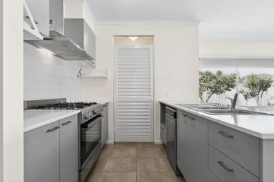 House For Sale - VIC - Huntly - 3551 - Modern Family Living in a Peaceful Huntly Pocket  (Image 2)
