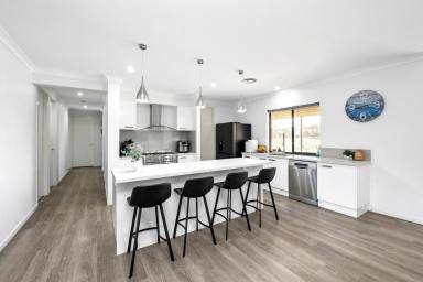 House For Sale - VIC - Bagshot - 3551 - Exceptional Family Living on 10 Acres  (Image 2)