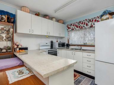 Unit For Sale - NSW - Casino - 2470 - TWO BEDROOM  UNIT  (Image 2)