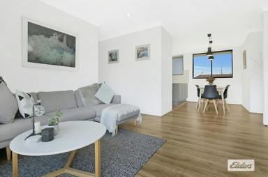 Unit For Lease - NSW - Corrimal - 2518 - Modern Living with Sweeping Escarpment Views  (Image 2)